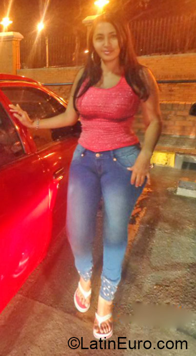 Date this stunning Colombia girl Shirley from Cali CO17462
