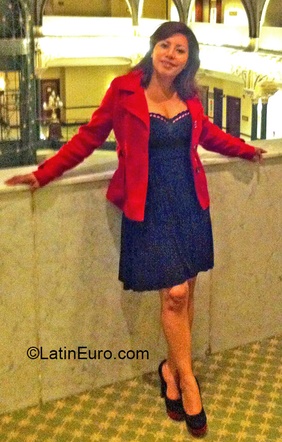 Date this hard body Mexico girl Mary from Mexico City MX1422