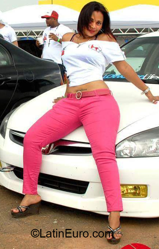 Date this delightful Dominican Republic girl Ivette from Santo Domingo DO22546