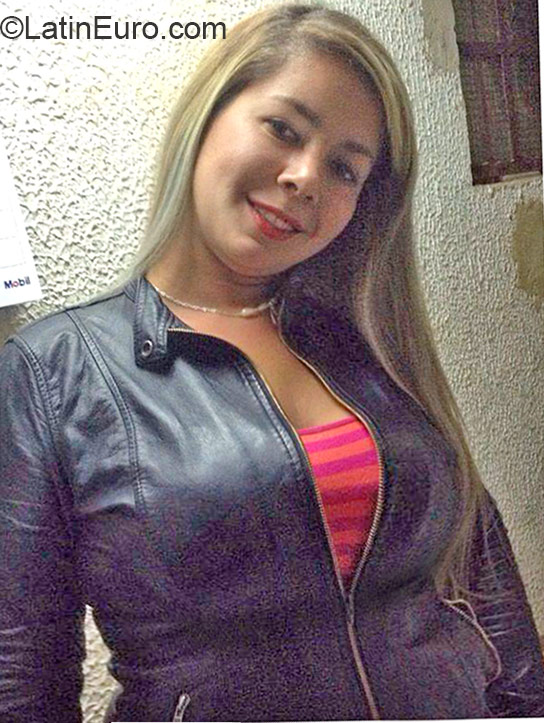 Date this passionate Colombia girl Eliana from Bogota CO17677