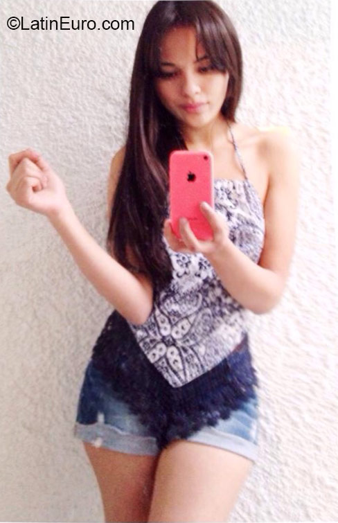 Date this exotic Mexico girl Karla from Mexico City MX1432