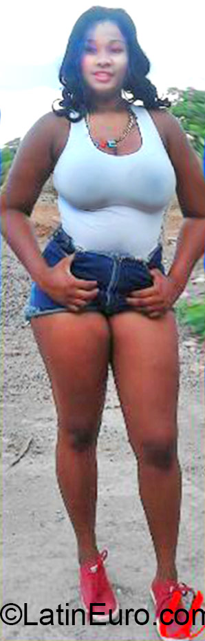 Date this cute Jamaica girl Marie from Kingston JM2096