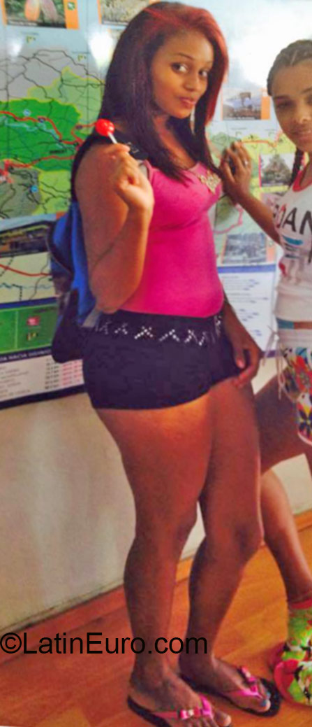 Date this attractive Dominican Republic girl Yennifer from Santiago DO22760