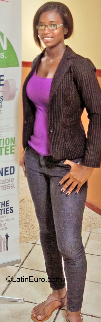 Date this pretty Jamaica girl Carlisa from Kingston JM2114