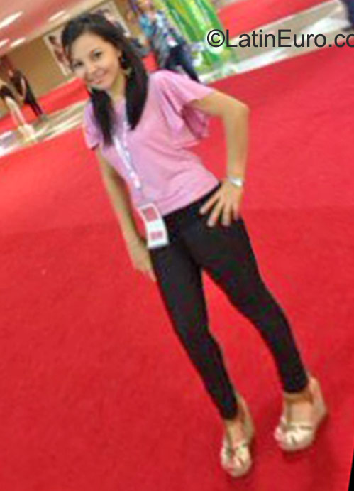 Date this passionate Panama girl Damaris from Carupana PA657