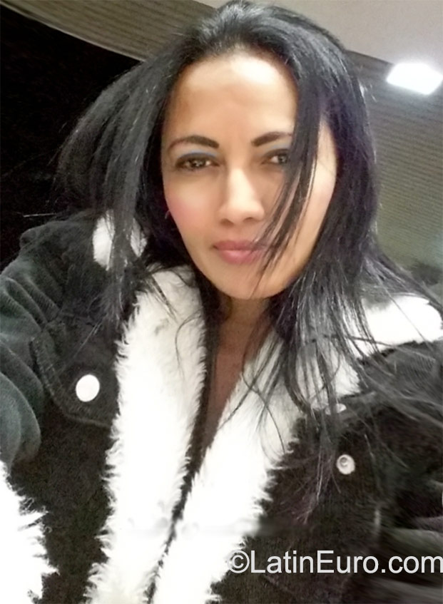 Date this passionate Panama girl Doris from Panama City PA658