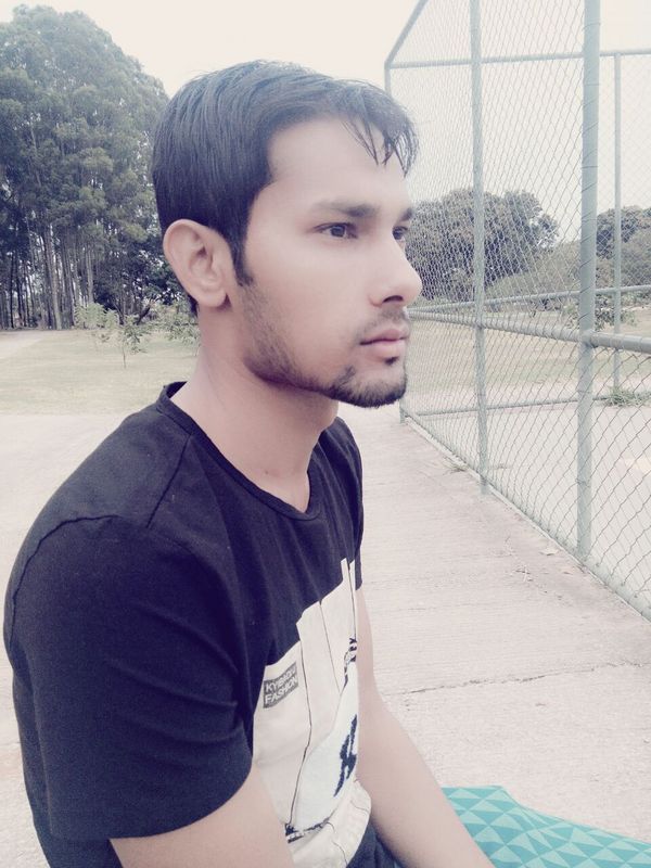 Date this stunning Brazil man Muneeb from Brasilia BR9418