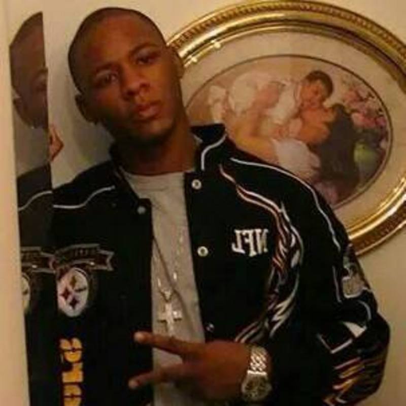 Date this beautiful United States man Jamar from Charlottesville US16371