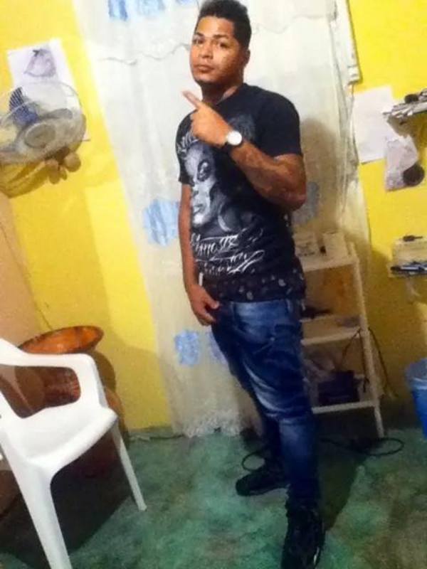 Date this happy Dominican Republic man Victor manuel from Sampedro De Macoris DO22965
