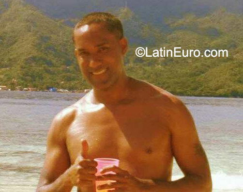 Date this sensual Venezuela man German from Caracas VE627