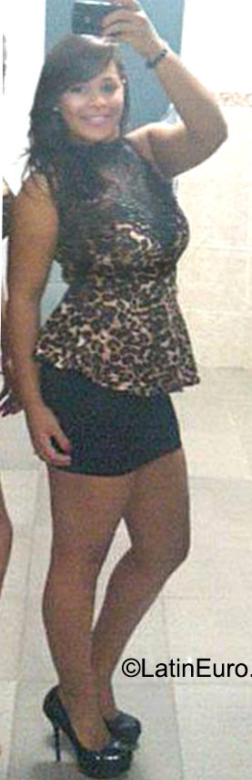 Date this hard body Dominican Republic girl Masiel from La Vega DO23231
