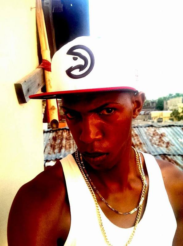 Date this tall Dominican Republic man Piter from Santo Domingo DO23263
