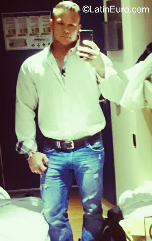 Date this lovely Sweden man John79 from Gothenburg SE231