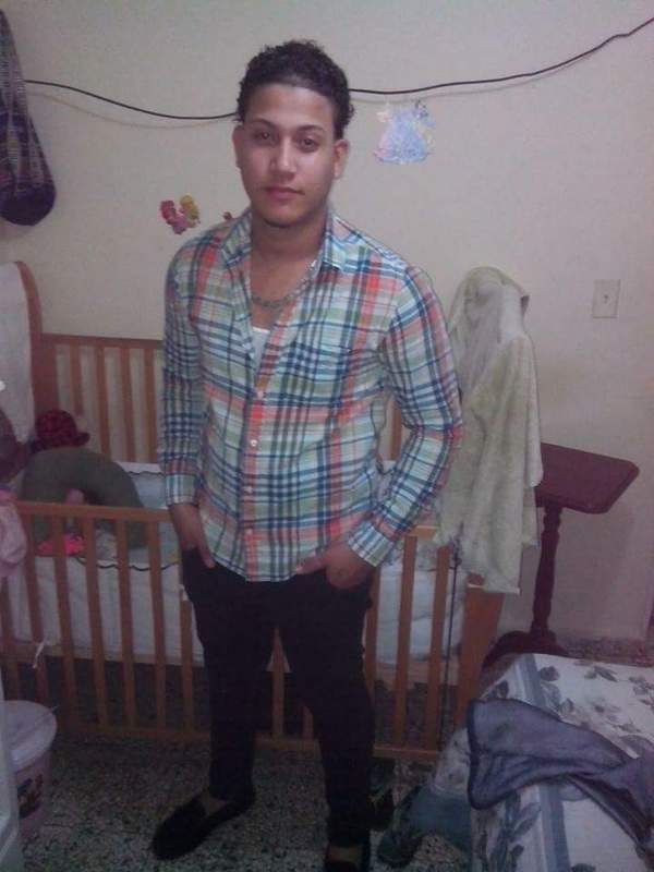 Date this hot Dominican Republic man Ariel from Santiago DO23500