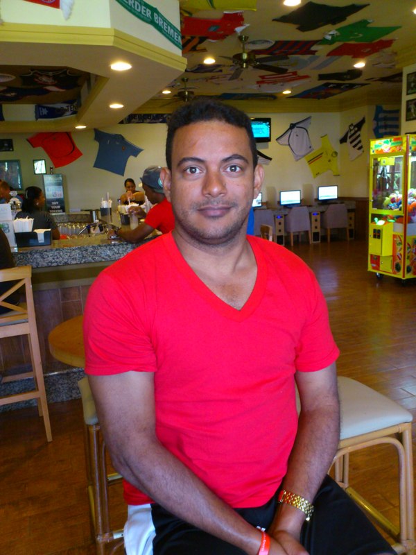 Date this young Dominican Republic man Luis from Bonao DO23593
