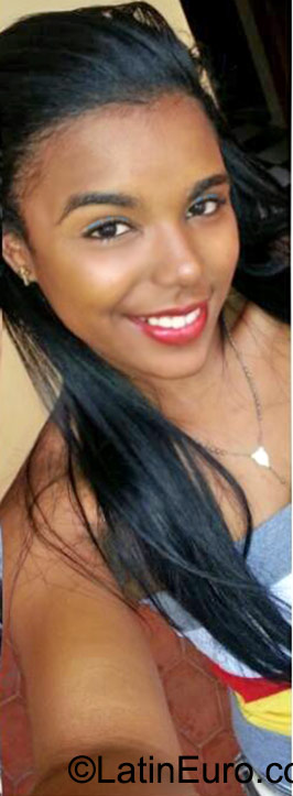 Date this passionate Dominican Republic girl Sonia from La Romana DO25868