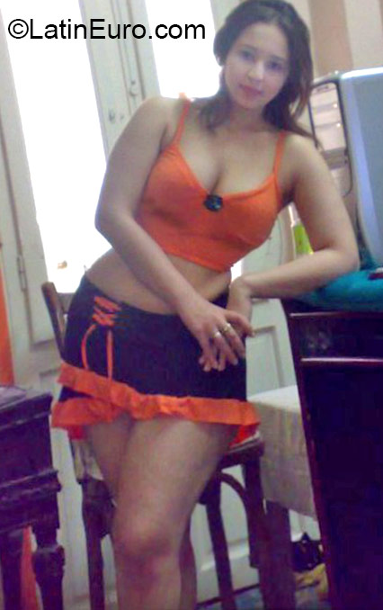 Date this pretty Dominican Republic girl Fancisca from Mao DO23710