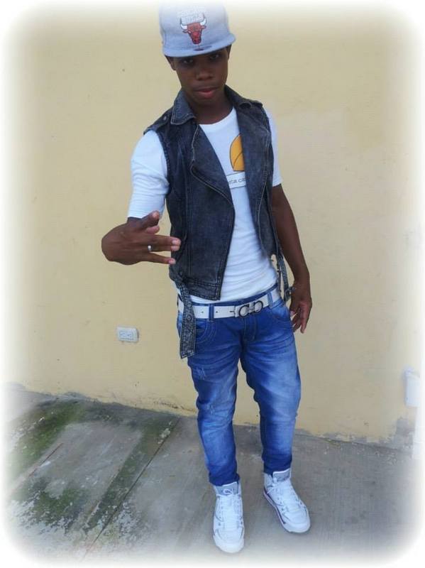 Date this pretty Dominican Republic man Inbel from Santo Domigo DO23848