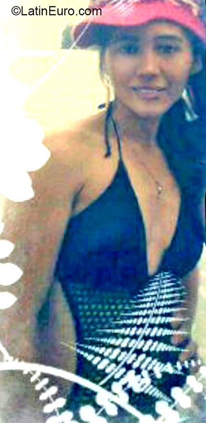 Date this young Panama girl  from Panama City PA745