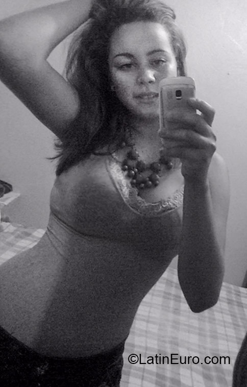 Date this gorgeous Dominican Republic girl Ashley from Santo Domingo DO23880