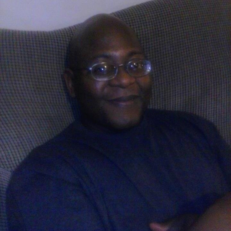 Date this sultry United States man Goyo from Chicago US16728