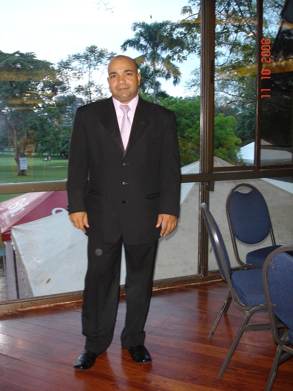 Date this georgeous Colombia man Carlos Daniel from Cali CO18356