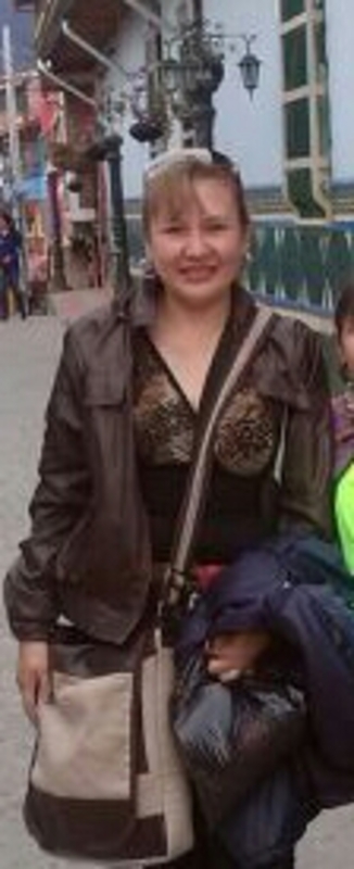 Date this cute Colombia girl Monica from Manizales US21259