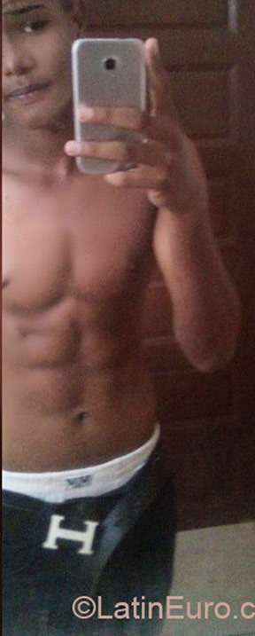 Date this charming Dominican Republic man Kendry from Santo Domingo DO24248