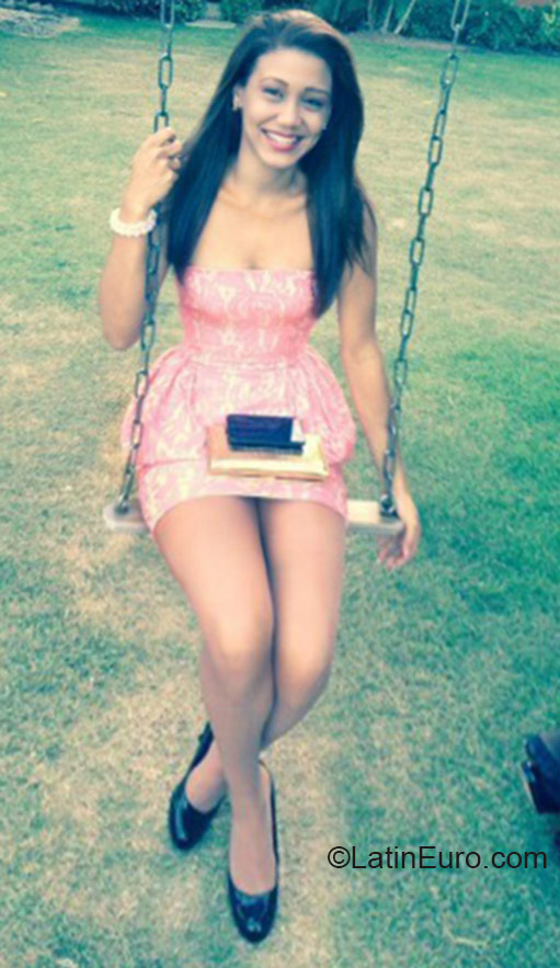 Date this georgeous Dominican Republic girl Elesmar from Salcedo DO24271