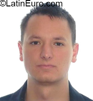 Date this georgeous Austria man Robbie886 from Linz AT52