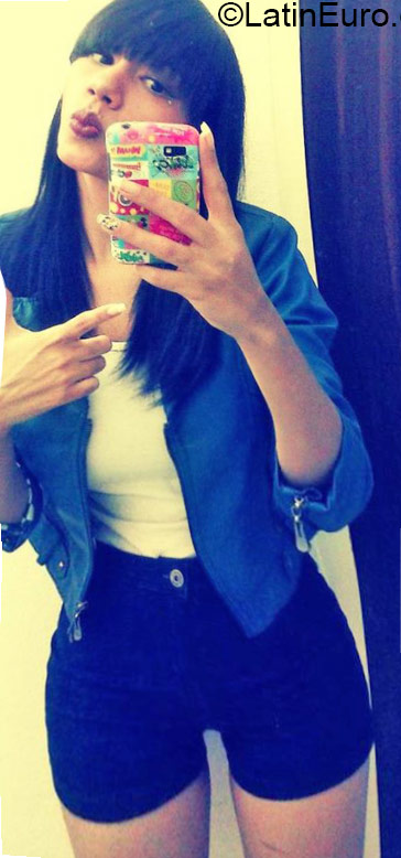 Date this beautiful Brazil girl Aline from Juazeiro BR9540