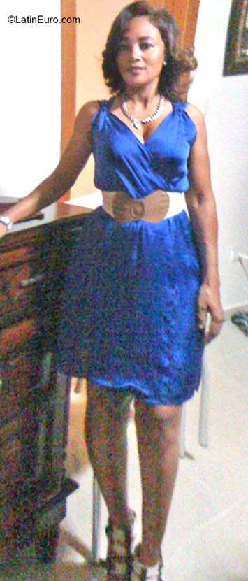 Date this happy Dominican Republic girl Josefina from Santiago DO24573