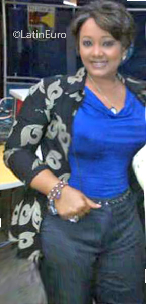 Date this lovely Dominican Republic girl Kasbly from Santo Domingo DO24679