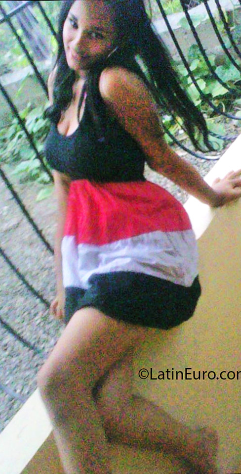Date this delightful Dominican Republic girl Camy from La Vega DO24700