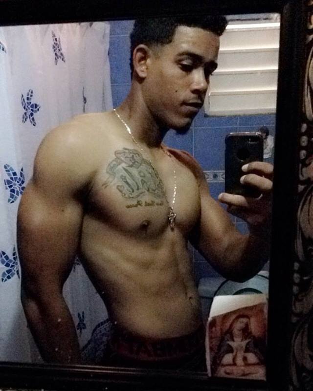 Date this athletic Dominican Republic man Ery from Mao,valverde DO24753