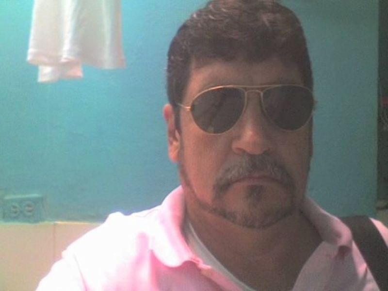 Date this tall Colombia man Gustavo from Medellin CO18611