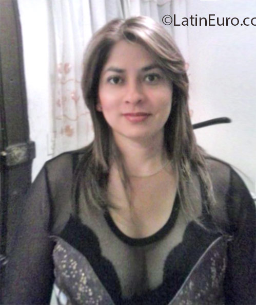 Date this foxy Colombia girl Marta from Medellin CO18691