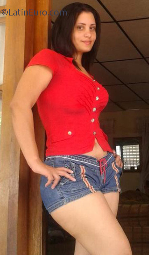 Date this good-looking Panama girl Daysi from Panama PA895