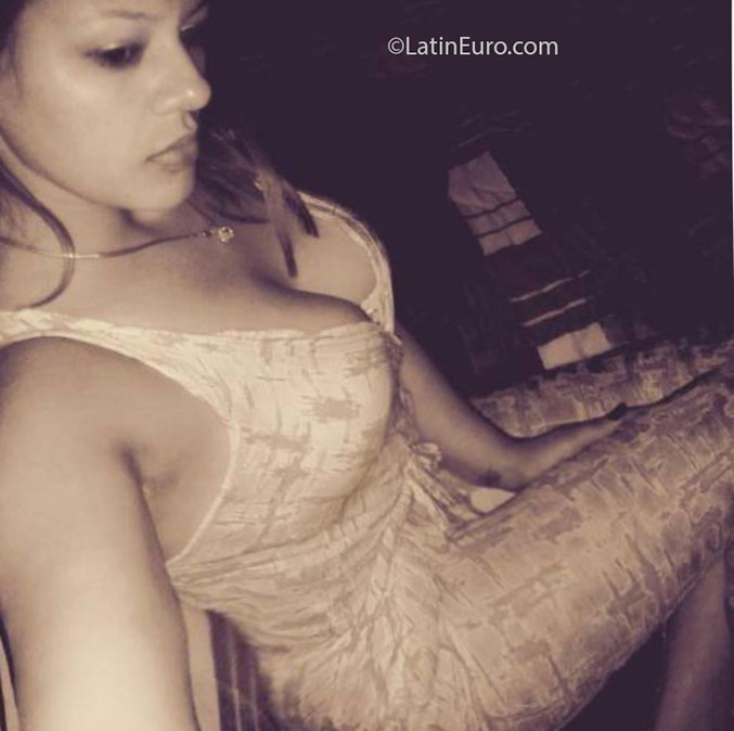 Date this good-looking Dominican Republic girl Elizabeth from Santiago DO25048