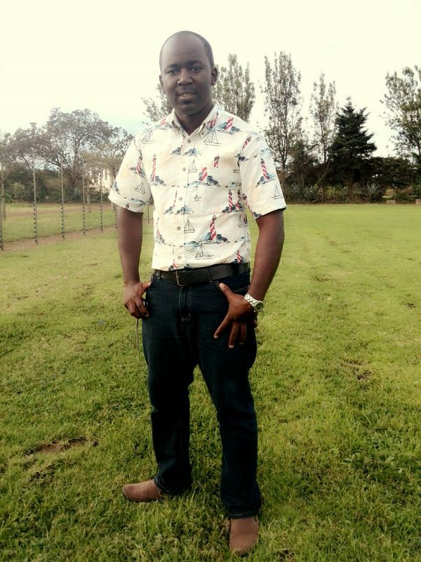 Date this pretty Tanzania, United Republic of man Sakimsakim from Arusha TZ8