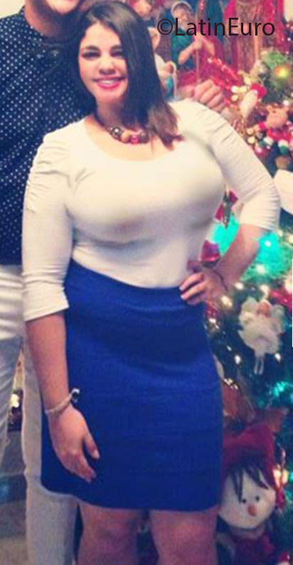 Date this gorgeous Colombia girl Carolina from Baranquilla CO18782