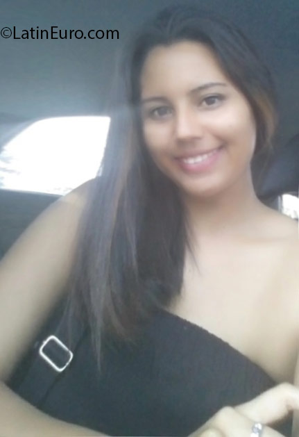 Date this beautiful Panama girl Mily from David PA945