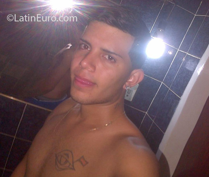 Date this passionate Venezuela man Said from Barquisimeto VE662