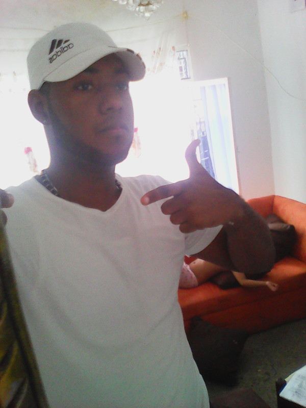 Date this exotic Colombia man Kevin from Buenaventura CO18882