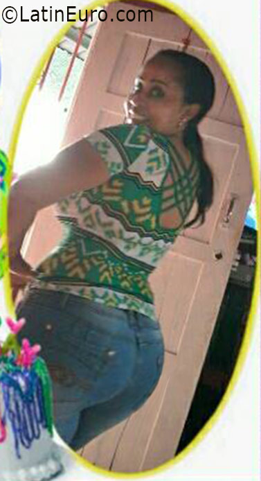Date this beautiful Panama girl Santa from Panama City PA1013