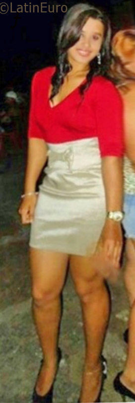 Date this sultry Brazil girl Alica from Teresina BR9711