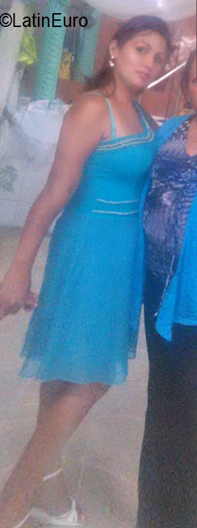 Date this pretty Honduras girl Yesi from San Pedro Sula HN2237