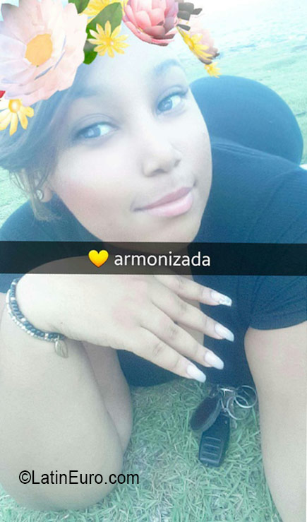 Date this passionate Dominican Republic girl Leah from Santo Domingo DO26348
