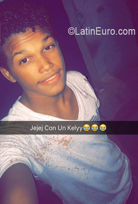 Date this hard body Dominican Republic man JosesitOh from Santo Domingo DO26387