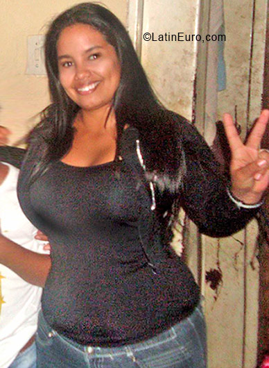 Date this passionate Venezuela girl Karlys from Valencia VE766